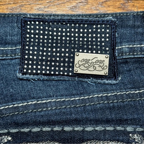 One-5-One Dark Washed Stud Embellished Jean. Sz: 14 - Picture 12 of 13